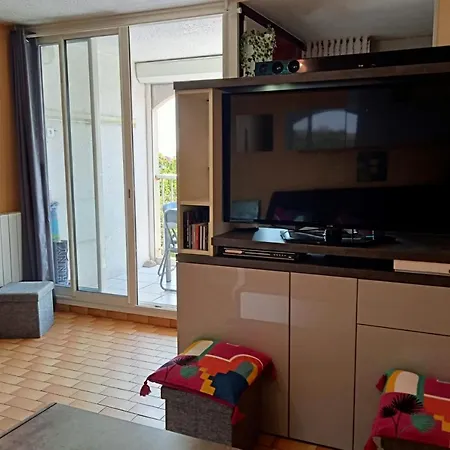 Cosy Cocoon With Balcony Close To The Sea アグド